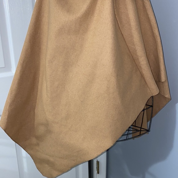 Brown women poncho - Picture 3 of 3